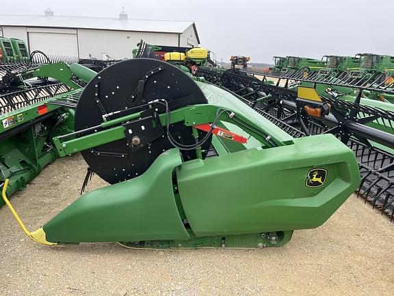 Image of John Deere RD35F Primary image