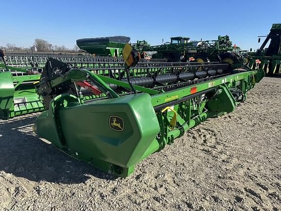 Image of John Deere RD35F equipment image 4