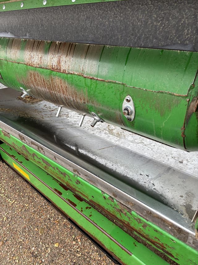 Image of John Deere RD35F equipment image 4