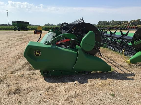 Image of John Deere RD35F equipment image 4