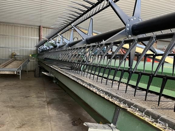 Image of John Deere RD40F Primary image