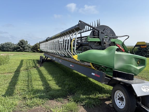 2023 John Deere RD40F Equipment Image0