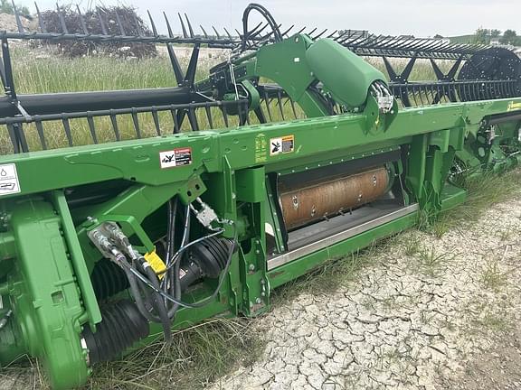 Image of John Deere RD40F equipment image 2