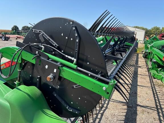 Image of John Deere RD40F equipment image 2