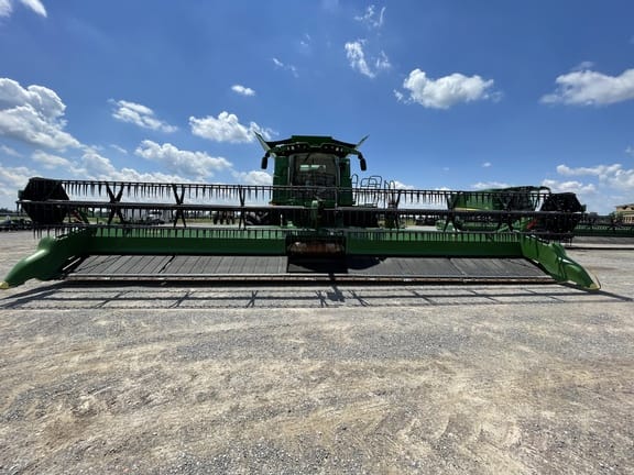 2023 John Deere RD40F Equipment Image0