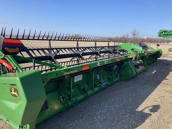 Image of John Deere RD40F equipment image 2