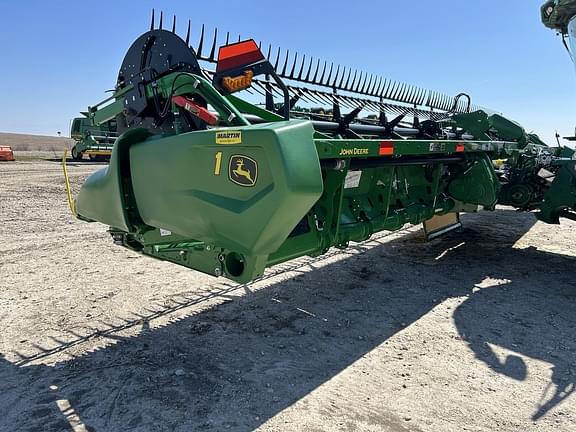 Image of John Deere RD40F equipment image 4