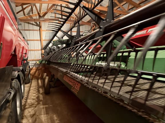 Image of John Deere RD40F equipment image 1