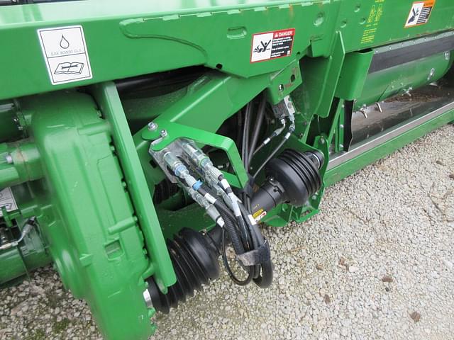 Image of John Deere RD40F equipment image 2