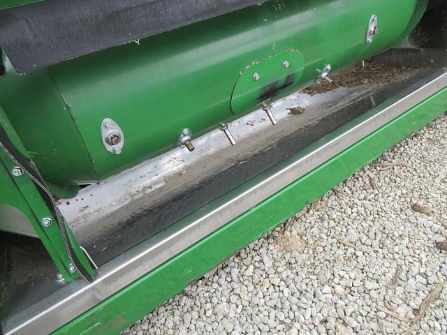 Image of John Deere RD40F equipment image 4