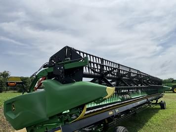 Main image John Deere RD40F