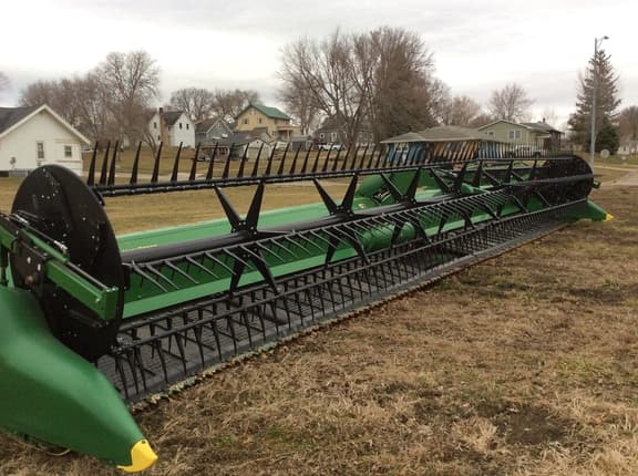 Image of John Deere RD40F equipment image 1