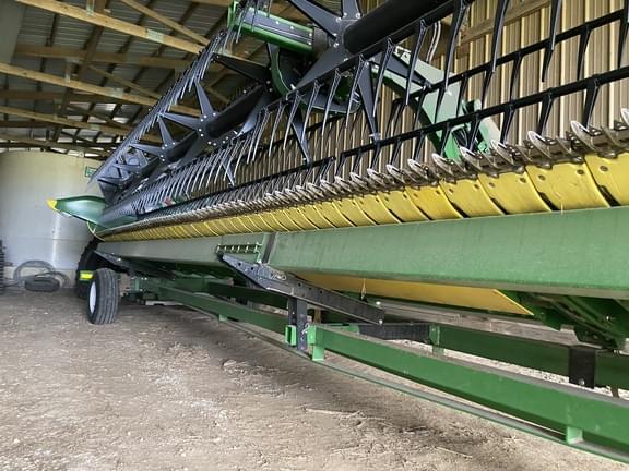 Image of John Deere RD40F equipment image 4