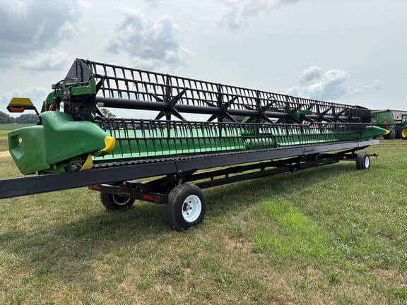 2023 John Deere RD40F Equipment Image0