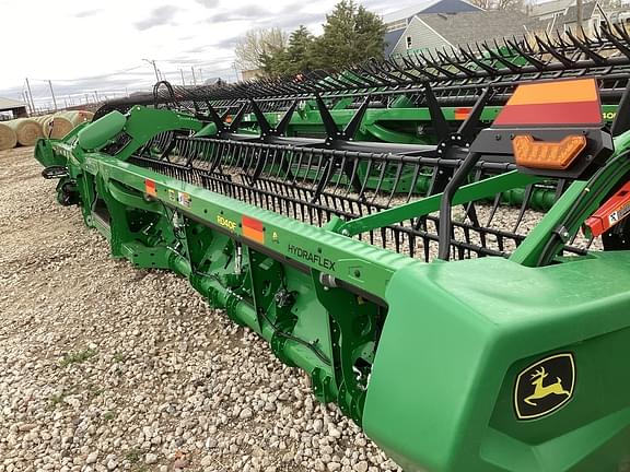 Image of John Deere RD40F equipment image 4