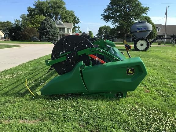 Image of John Deere RD40F equipment image 3