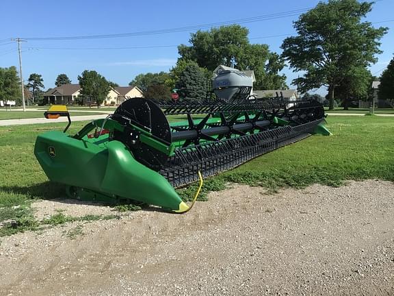 Image of John Deere RD40F equipment image 1