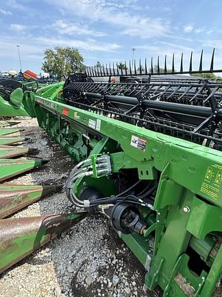 Image of John Deere RD40F equipment image 4