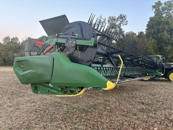 Main image John Deere RD40F