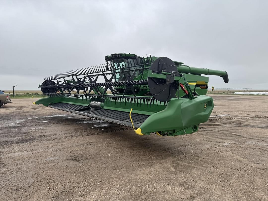 Image of John Deere RD40F Primary image