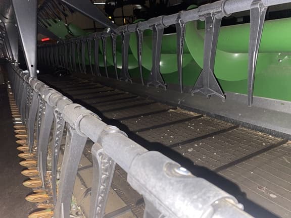 Image of John Deere RD40F equipment image 4