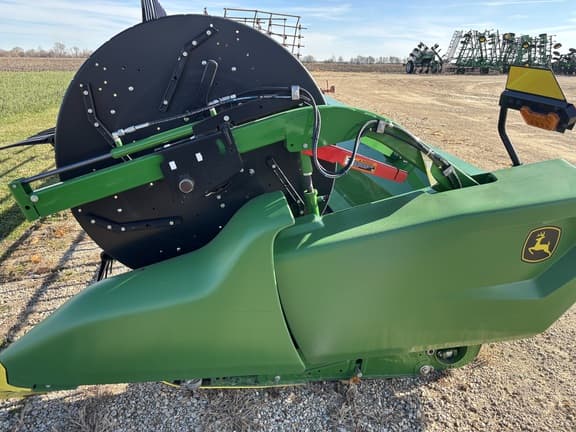 Image of John Deere RD40F equipment image 3