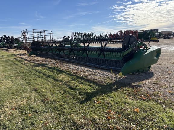 Image of John Deere RD40F equipment image 1