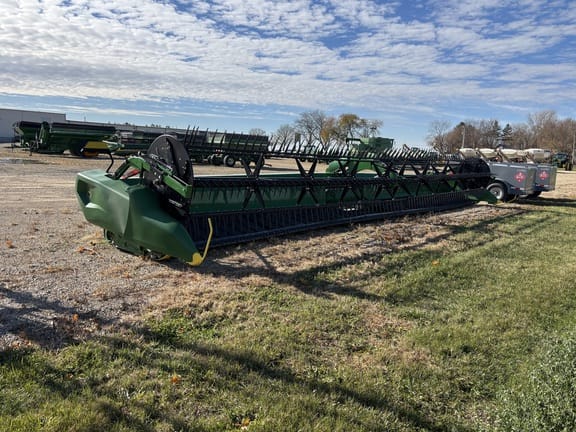 2023 John Deere RD40F Equipment Image0