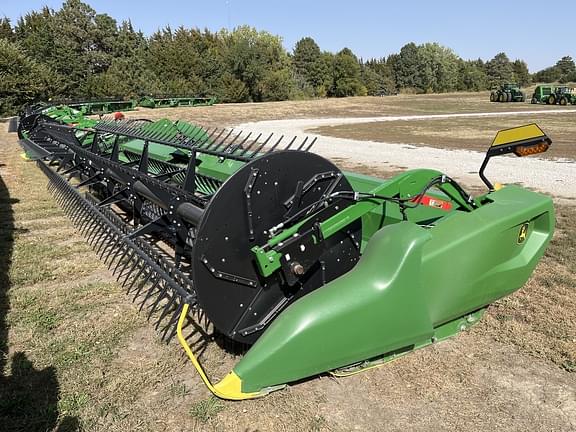 Image of John Deere RD40F Primary image