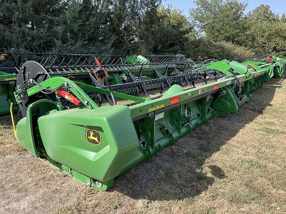 Image of John Deere RD40F equipment image 4