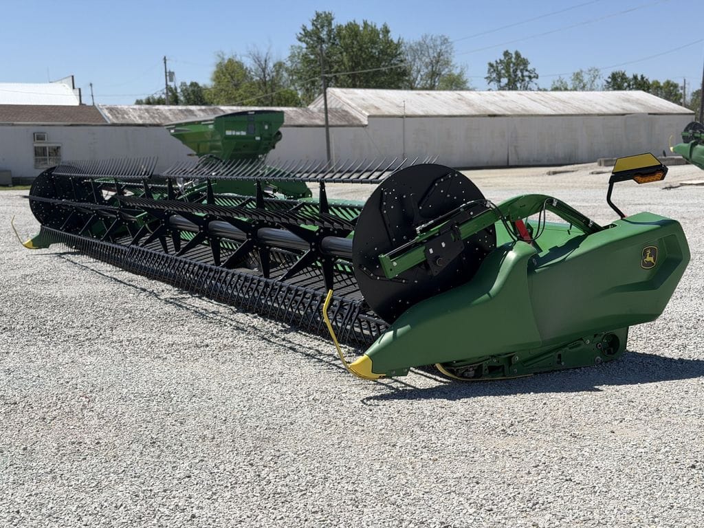 2023 John Deere RD40F Equipment Image0