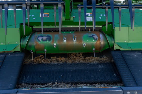 Image of John Deere RD40F equipment image 4