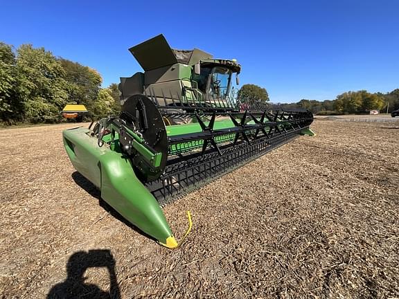 Image of John Deere RD40F Primary image