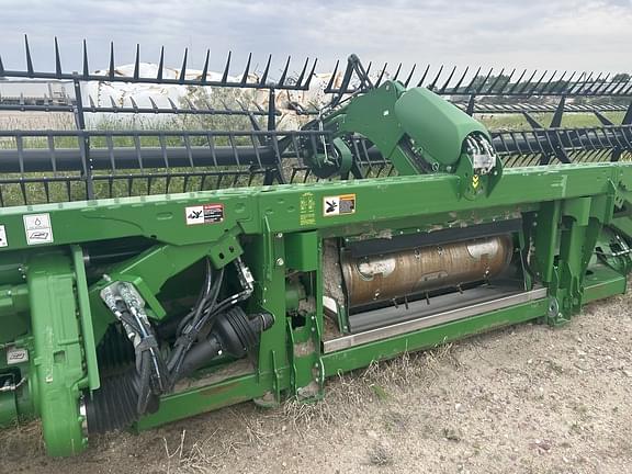 Image of John Deere RD40F equipment image 2