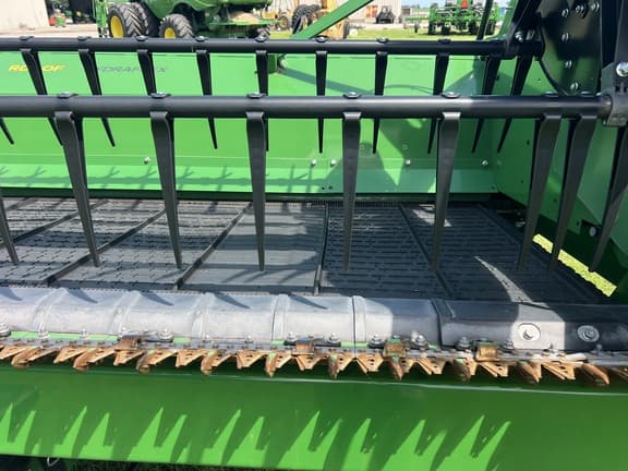 Image of John Deere RD40F equipment image 1
