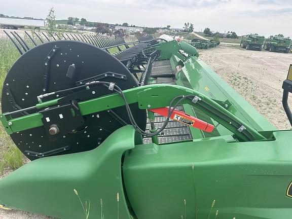 Image of John Deere RD40F equipment image 1