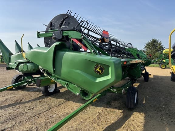 Image of John Deere RD40F equipment image 1