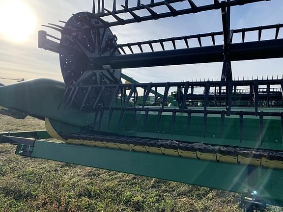 Image of John Deere RD40F equipment image 4