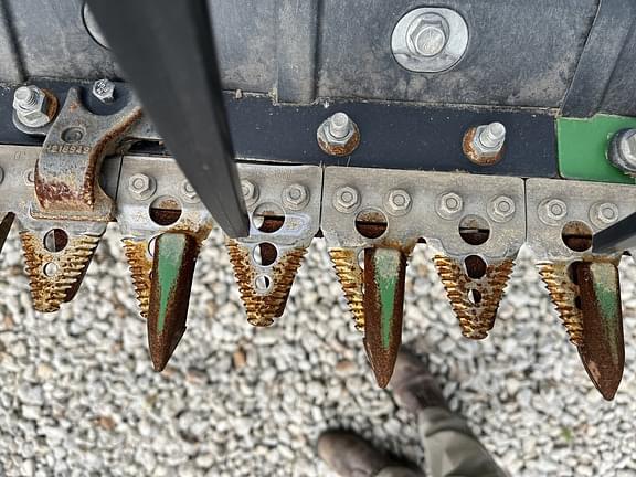 Image of John Deere RD40F equipment image 4