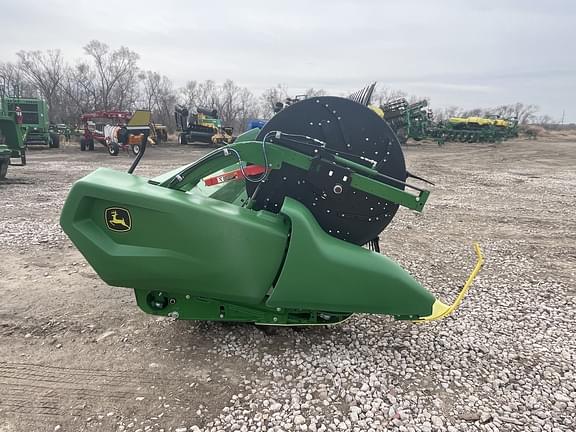 Image of John Deere RD40F equipment image 4