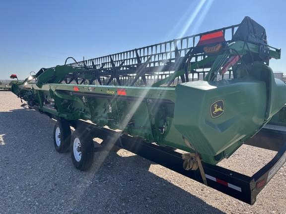 Image of John Deere RD40F equipment image 4