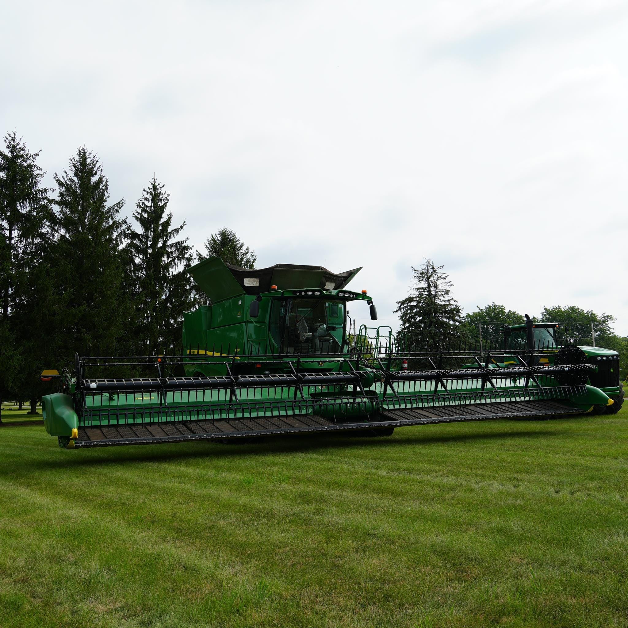Main image John Deere RD40F