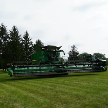 Main image John Deere RD40F