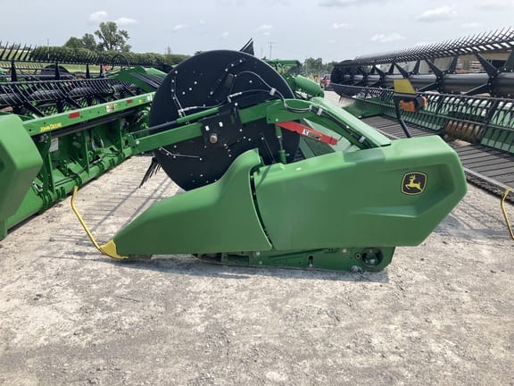 Main image John Deere RD40F