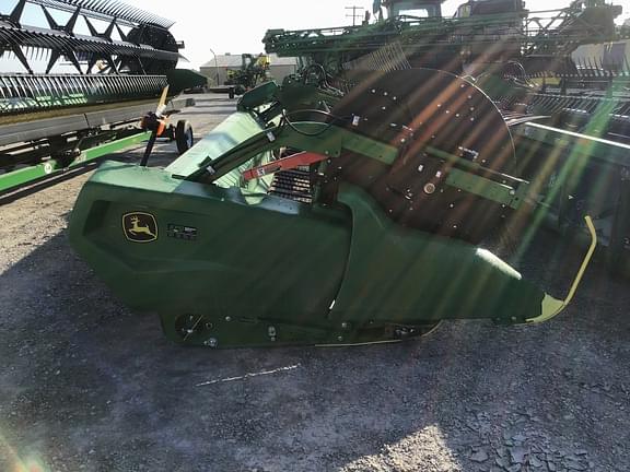 Image of John Deere RD40F equipment image 2