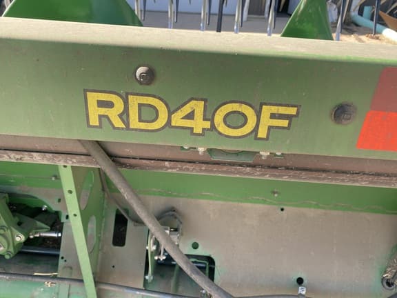 Image of John Deere RD40F equipment image 4
