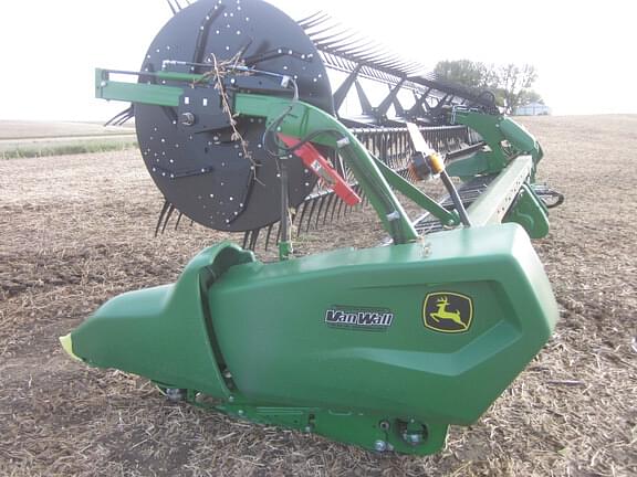 Image of John Deere RD40F equipment image 1