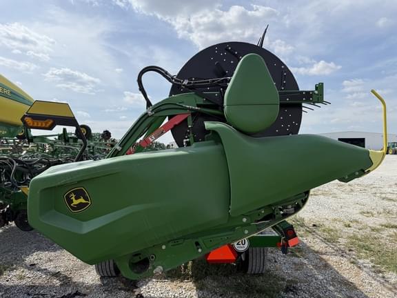 Image of John Deere RD40F equipment image 1