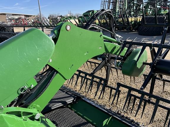 Image of John Deere RD45F equipment image 4