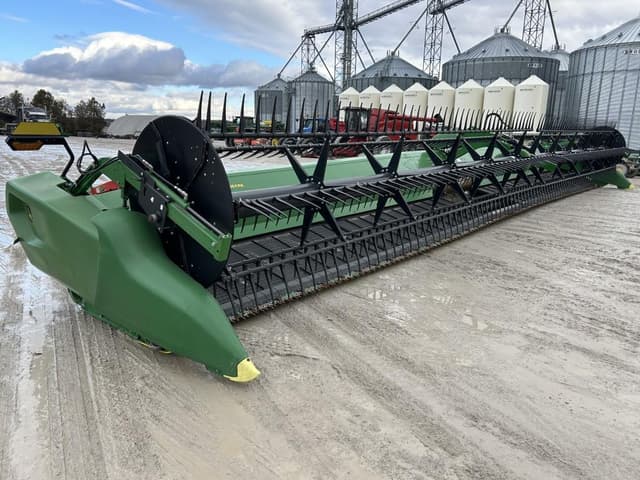 Image of John Deere RD45F equipment image 1